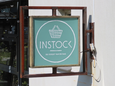 848845 Afbeelding van het uithangbord van restaurant 'Instock - De oogst van de dag' (Vleutenseweg 382) te Utrecht.N.B. ...
